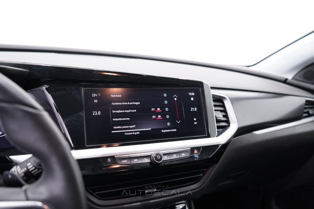 OPEL Grandland usata, con Luci diurne LED