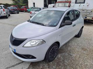 LANCIA Ypsilon usata, con Airbag