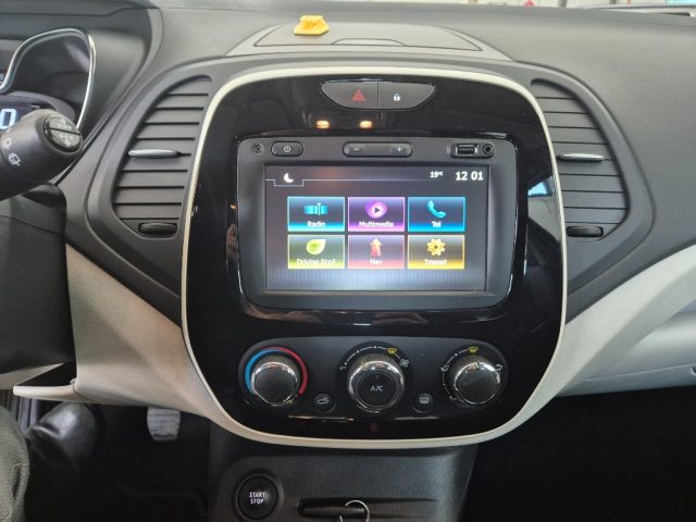 RENAULT Captur usata, con Specchietti laterali elettrici