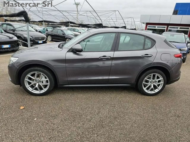 ALFA ROMEO Stelvio usata, con Boardcomputer