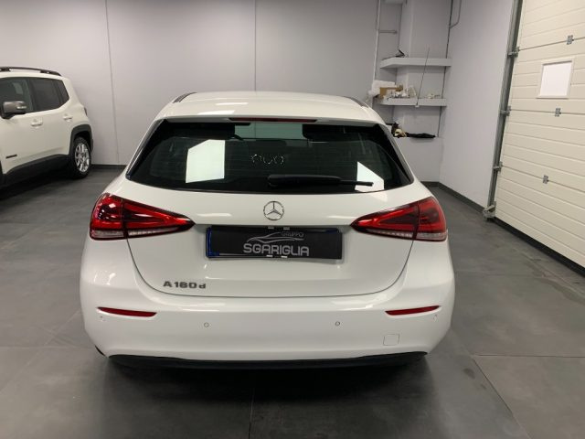 MERCEDES-BENZ A 180 usata, con Chiamata automatica per emergenze