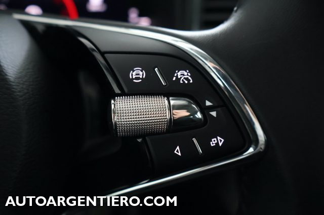 SKODA Karoq usata, con Touch screen