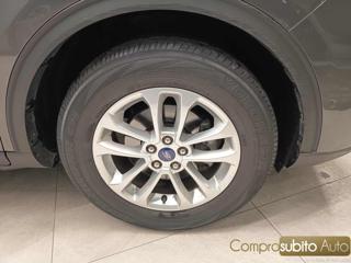 FORD Kuga usata, con Specchietti laterali elettrici