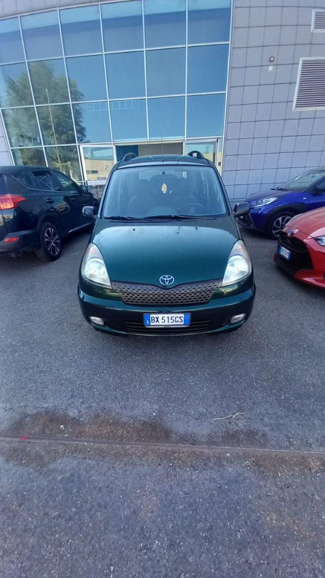 TOYOTA Yaris usata, con Airbag