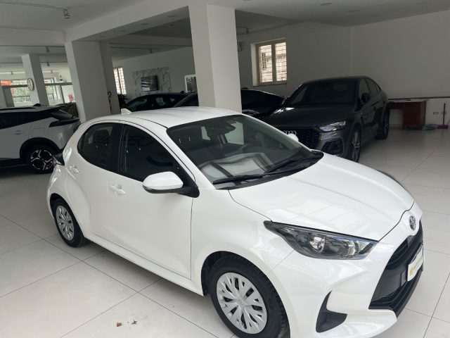 TOYOTA Yaris usata, con Boardcomputer