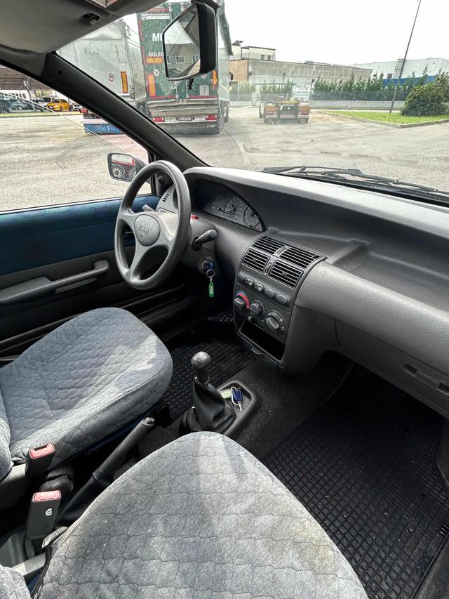 FIAT Punto usata, con Sedile posteriore sdoppiato