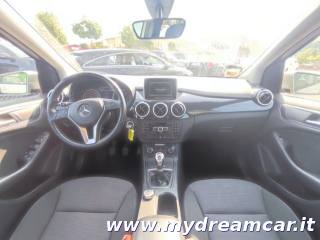 MERCEDES-BENZ B 180 usata, con Cerchi in lega