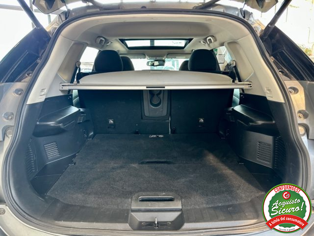 NISSAN X-Trail usata, con Touch screen