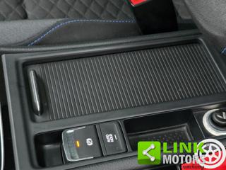 VOLKSWAGEN Golf usata, con Luci diurne