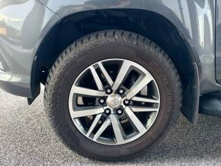 TOYOTA Hilux usata, con Cerchi in lega