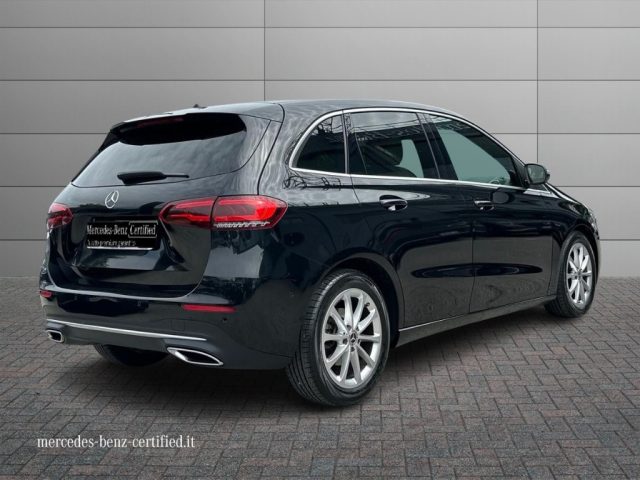 MERCEDES-BENZ B 180 usata, con Airbag