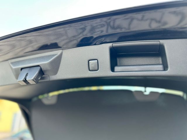 FORD Kuga usata, con USB