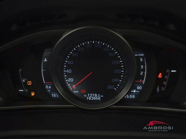 VOLVO V40 Cross Country usata 12