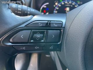 TOYOTA Yaris Cross usata, con Fari LED