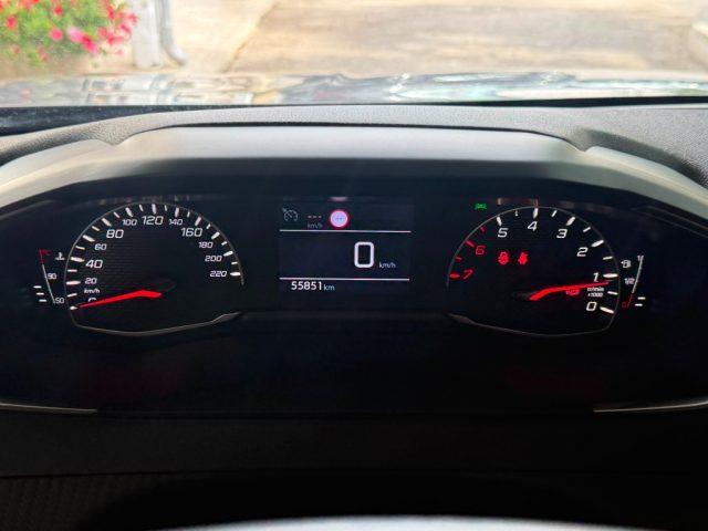 PEUGEOT 2008 usata, con Bluetooth