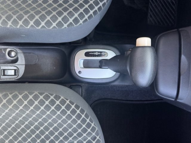 NISSAN Micra usata 8
