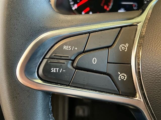 RENAULT Captur usata 21