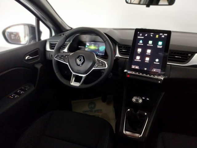 RENAULT Captur usata, con Touch screen