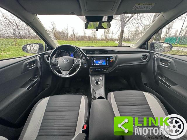TOYOTA Auris usata, con ESP