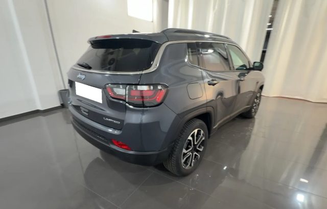 JEEP Compass usata, con Alzacristalli elettrici