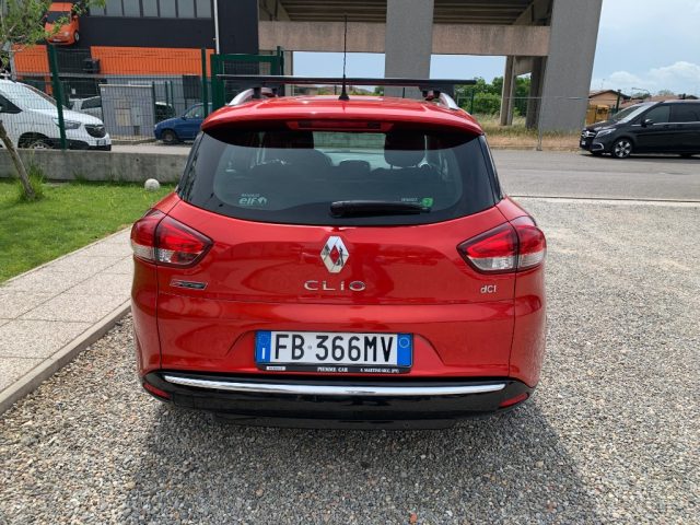 RENAULT Clio usata, con Autoradio