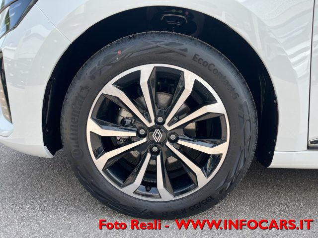 RENAULT Clio usata, con Autoradio digitale