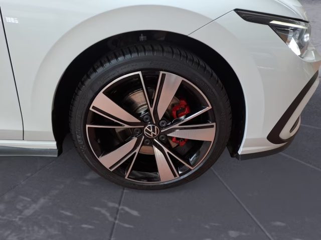 VOLKSWAGEN Golf usata, con Boardcomputer