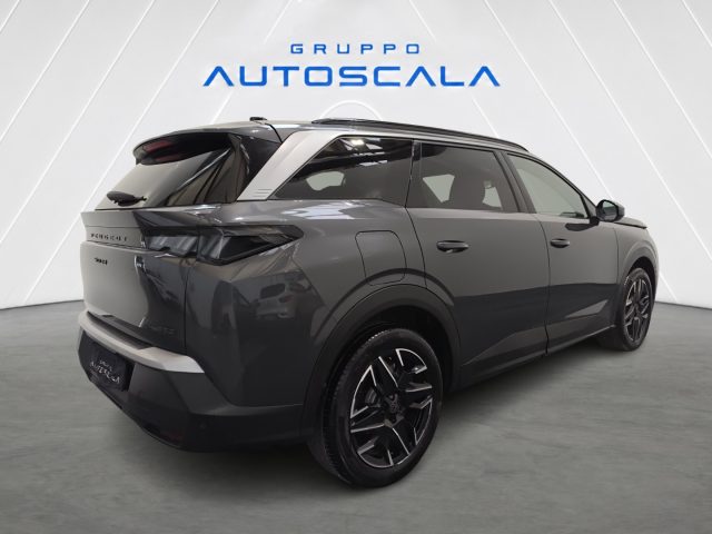 PEUGEOT 5008 usata, con Cerchi in lega
