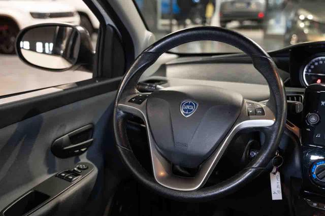 LANCIA Ypsilon usata, con Volante multifunzione