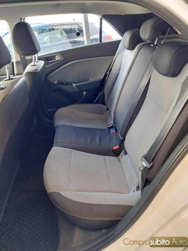 HYUNDAI i20 usata, con Controllo trazione