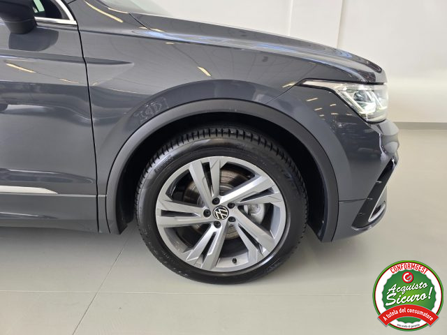 VOLKSWAGEN Tiguan usata, con Fari LED