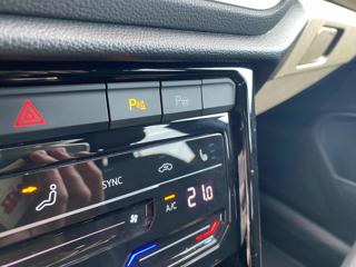 VOLKSWAGEN T-Roc usata, con Luci diurne LED