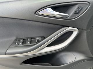 OPEL Astra usata, con Chiusura centralizzata