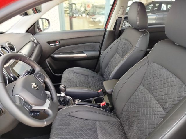 SUZUKI Vitara usata, con Fari LED