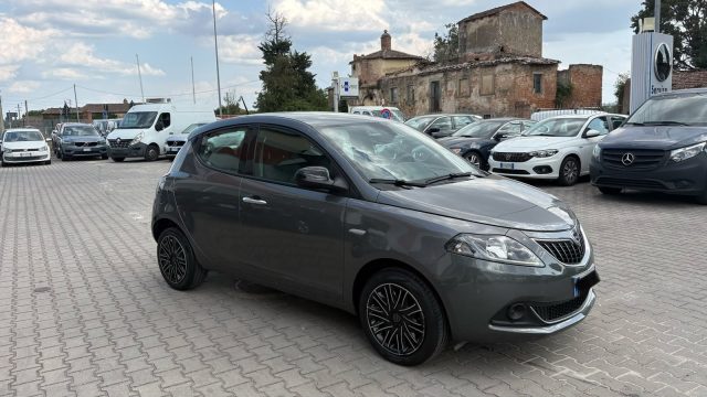 LANCIA Ypsilon usata, con Airbag