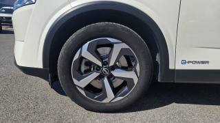 NISSAN Qashqai usata, con Climatizzatore