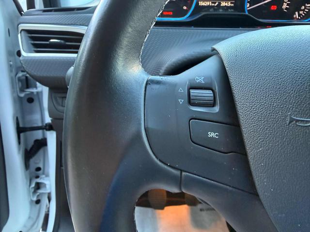 PEUGEOT 2008 usata, con Cruise Control