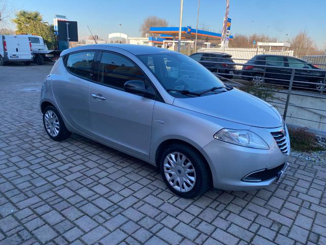 LANCIA Ypsilon usata, con Sedile posteriore sdoppiato