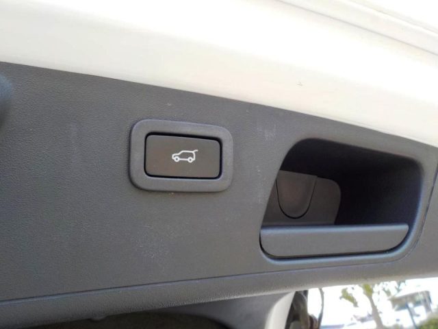 JAGUAR E-Pace usata, con Trazione integrale