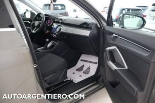 AUDI Q3 usata, con Sensori di parcheggio anteriori