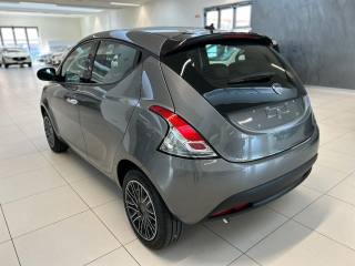 LANCIA Ypsilon usata, con Autoradio digitale