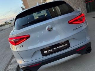 ALFA ROMEO Stelvio usata, con Volante multifunzione