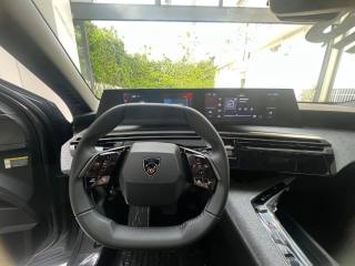 PEUGEOT 3008 usata, con Volante in pelle