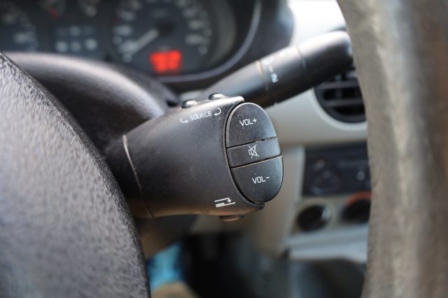 RENAULT Kangoo usata 26