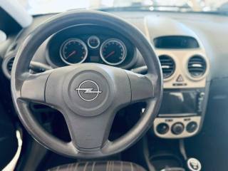 OPEL Corsa usata, con ESP