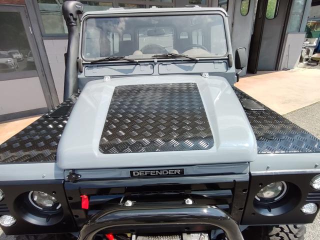 LAND ROVER Defender usata 25