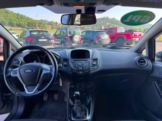 FORD Fiesta usata, con Lettore CD