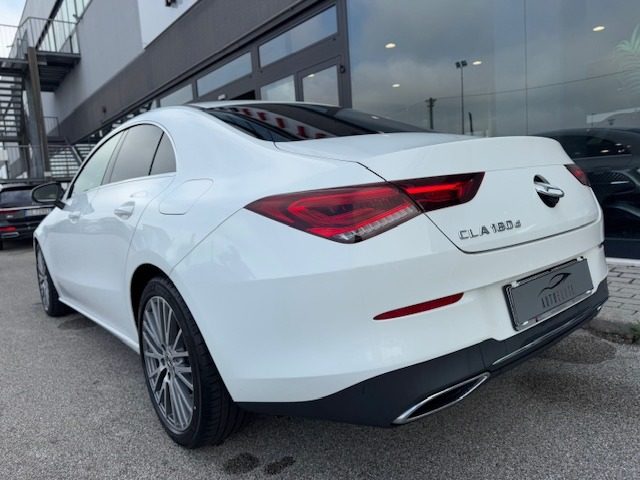 MERCEDES-BENZ CLA 180 usata, con Airbag laterali