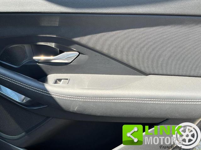 JAGUAR E-Pace usata, con Sedile posteriore sdoppiato