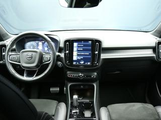 VOLVO XC40 usata, con Controllo trazione